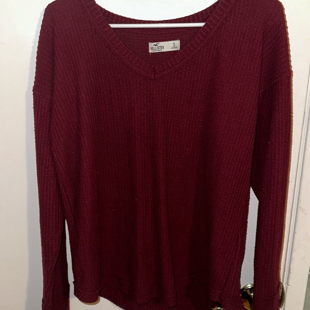 Hollister Burgundy Long Sleeve Sweater